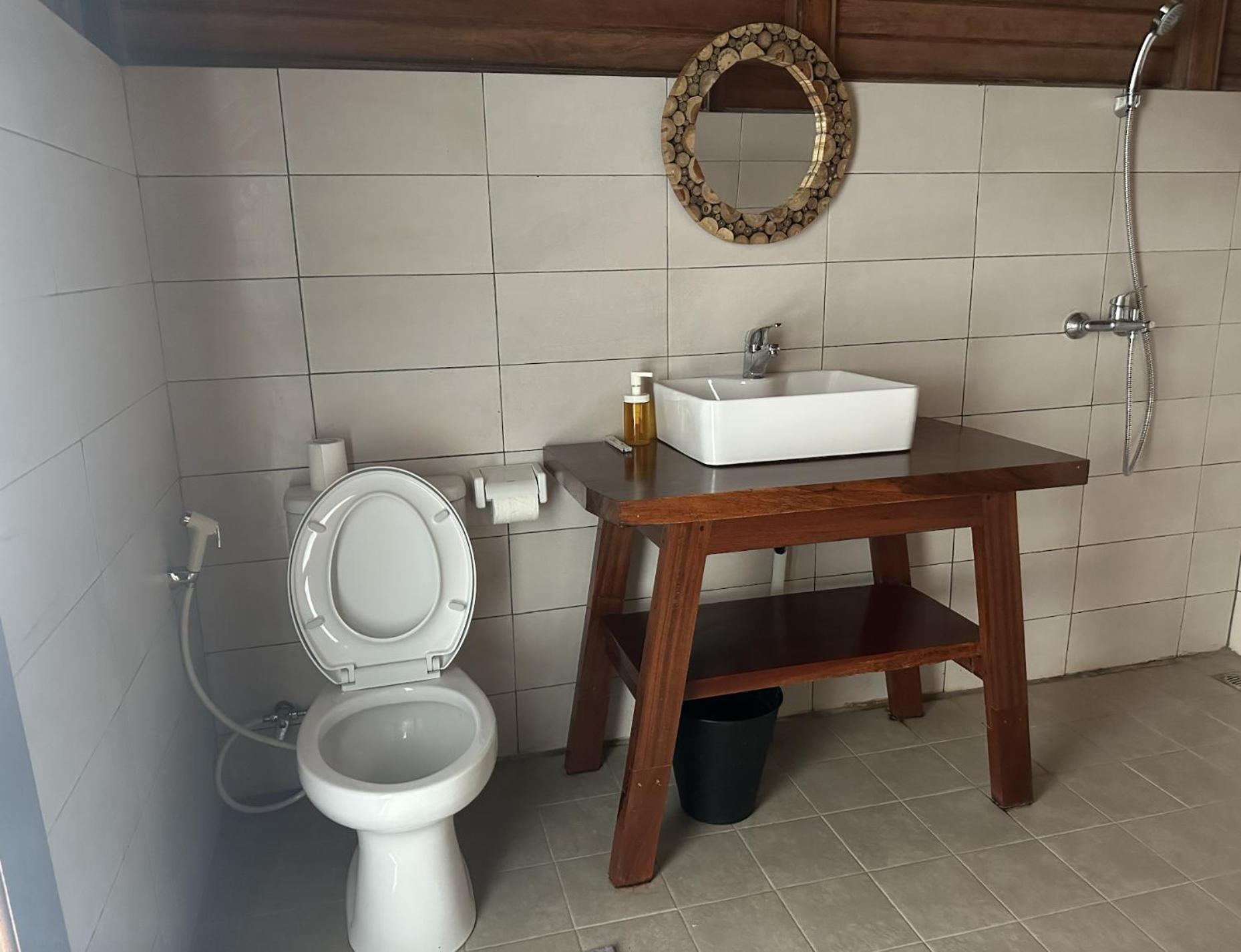 Vogelkopf Resort Tapokreng Екстериор снимка
